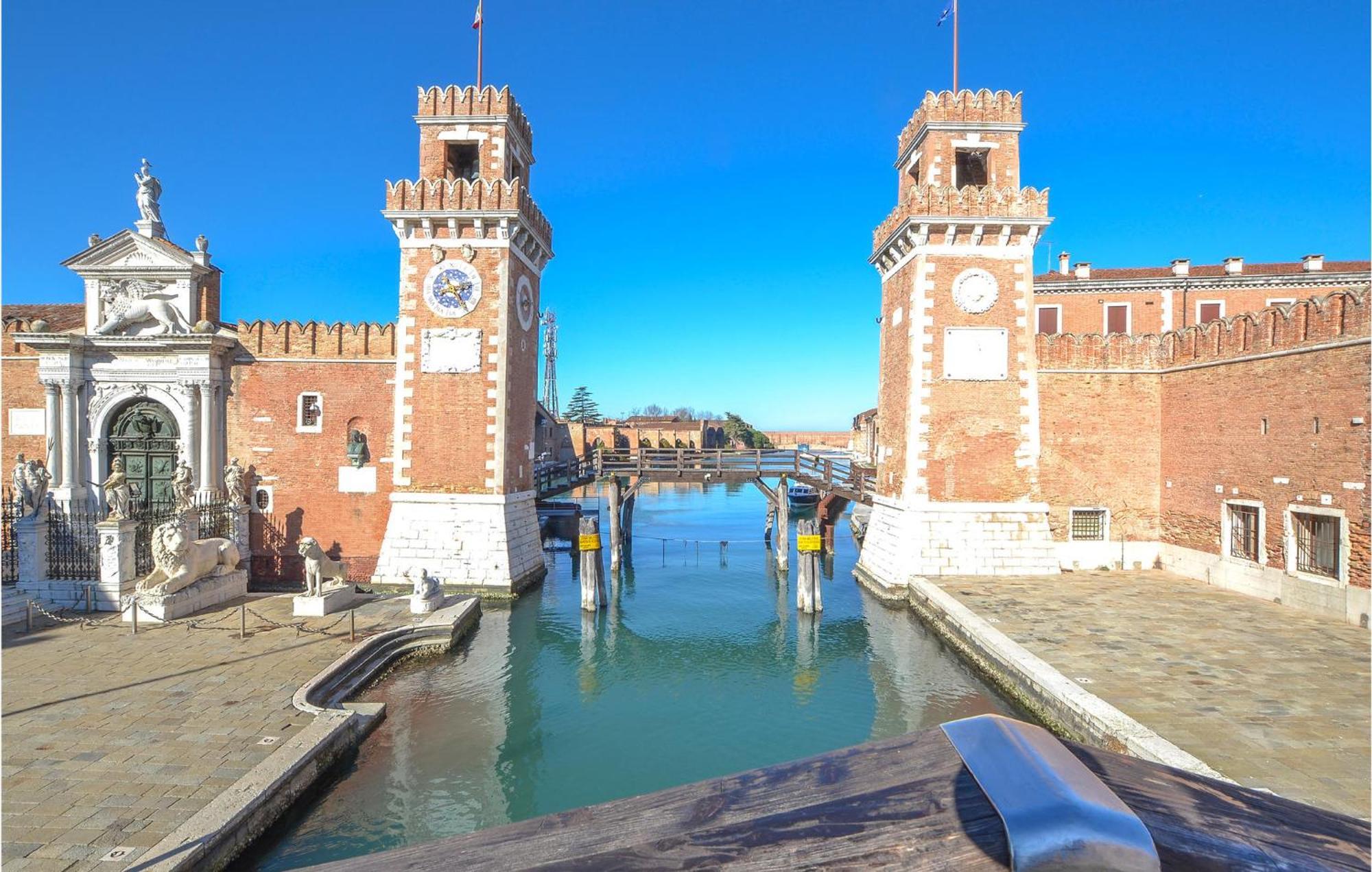 Stunning Apartment In Venezia With Kitchenette Экстерьер фото