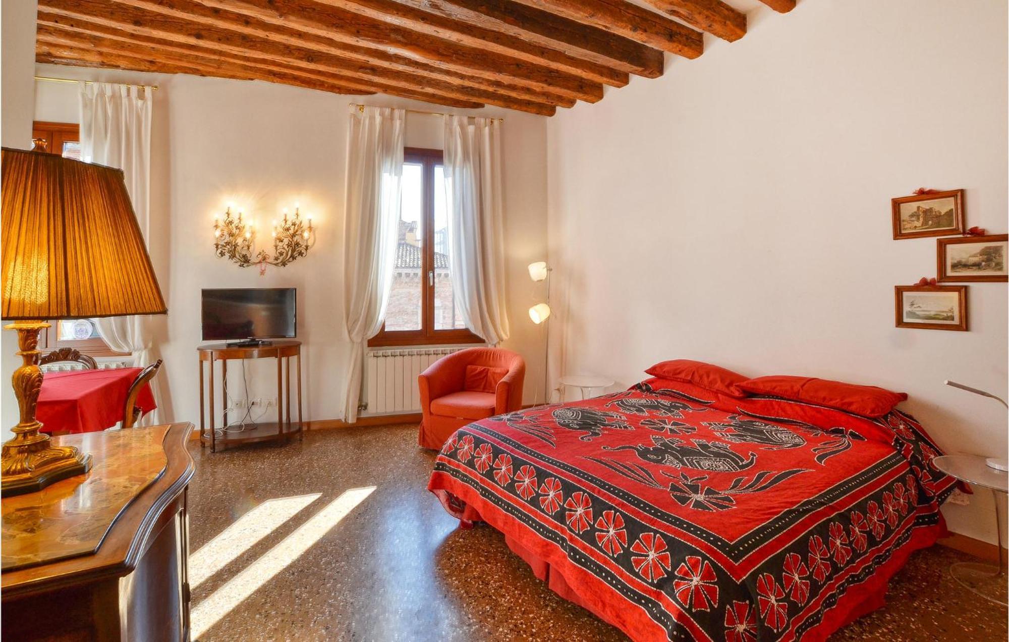 Stunning Apartment In Venezia With Kitchenette Экстерьер фото